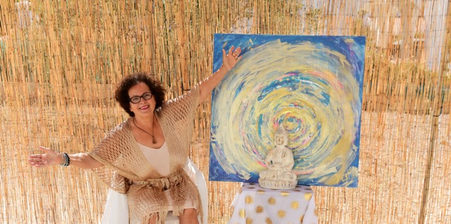 Alternate text Alternate text